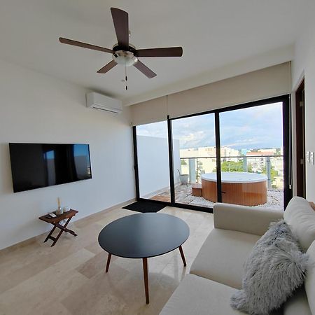 New & Equipped Apartment Steps From The Beach With Pool Jacuzzi By Yeah Playa del Carmen Esterno foto