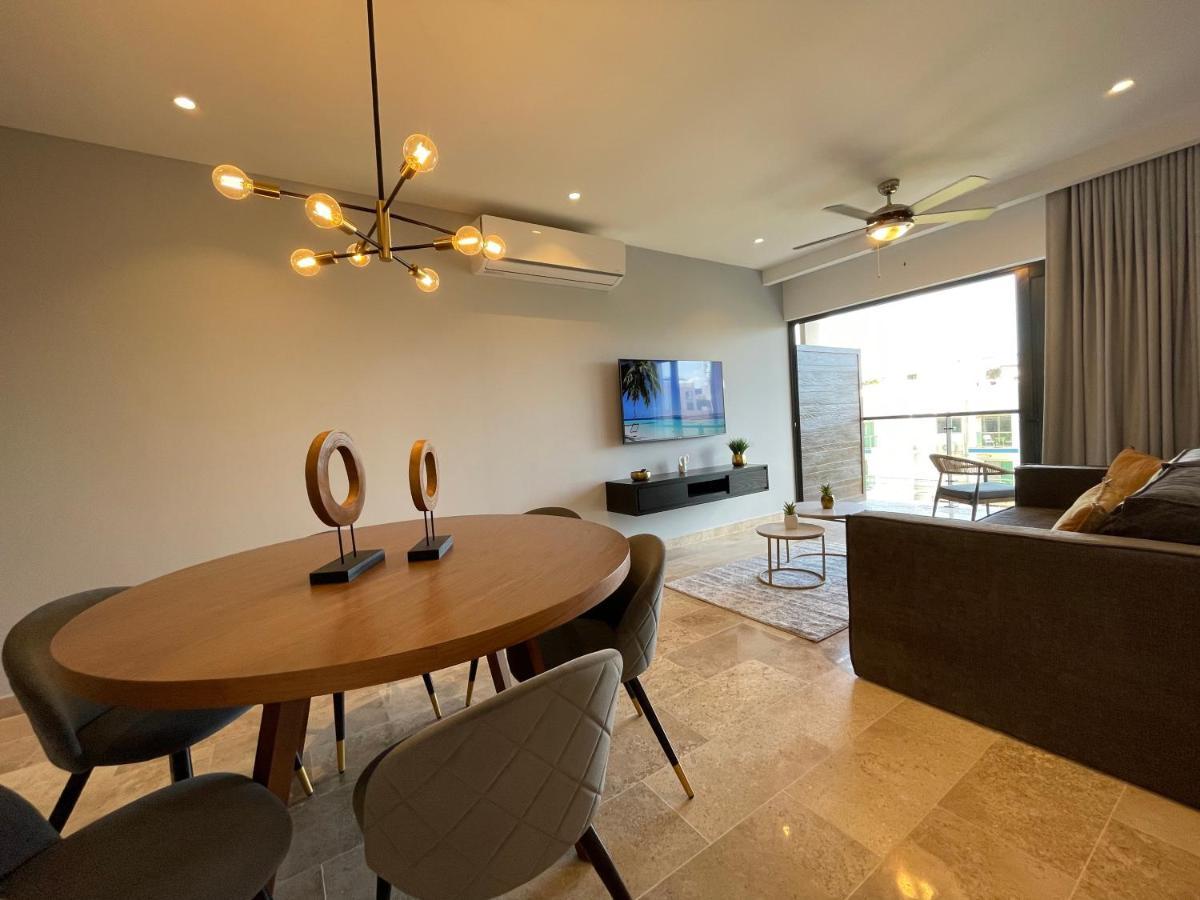 New & Equipped Apartment Steps From The Beach With Pool Jacuzzi By Yeah Playa del Carmen Esterno foto