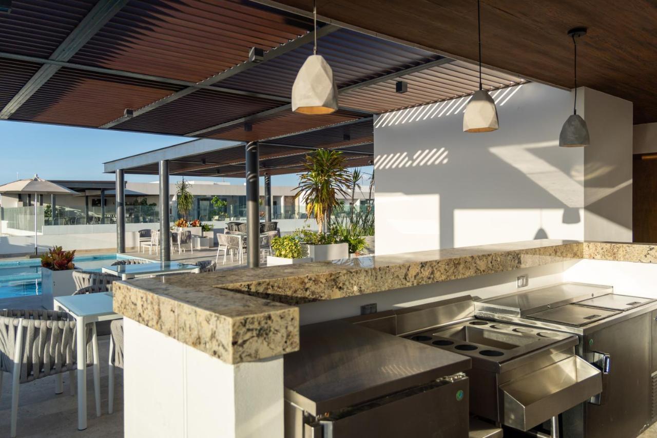 New & Equipped Apartment Steps From The Beach With Pool Jacuzzi By Yeah Playa del Carmen Esterno foto