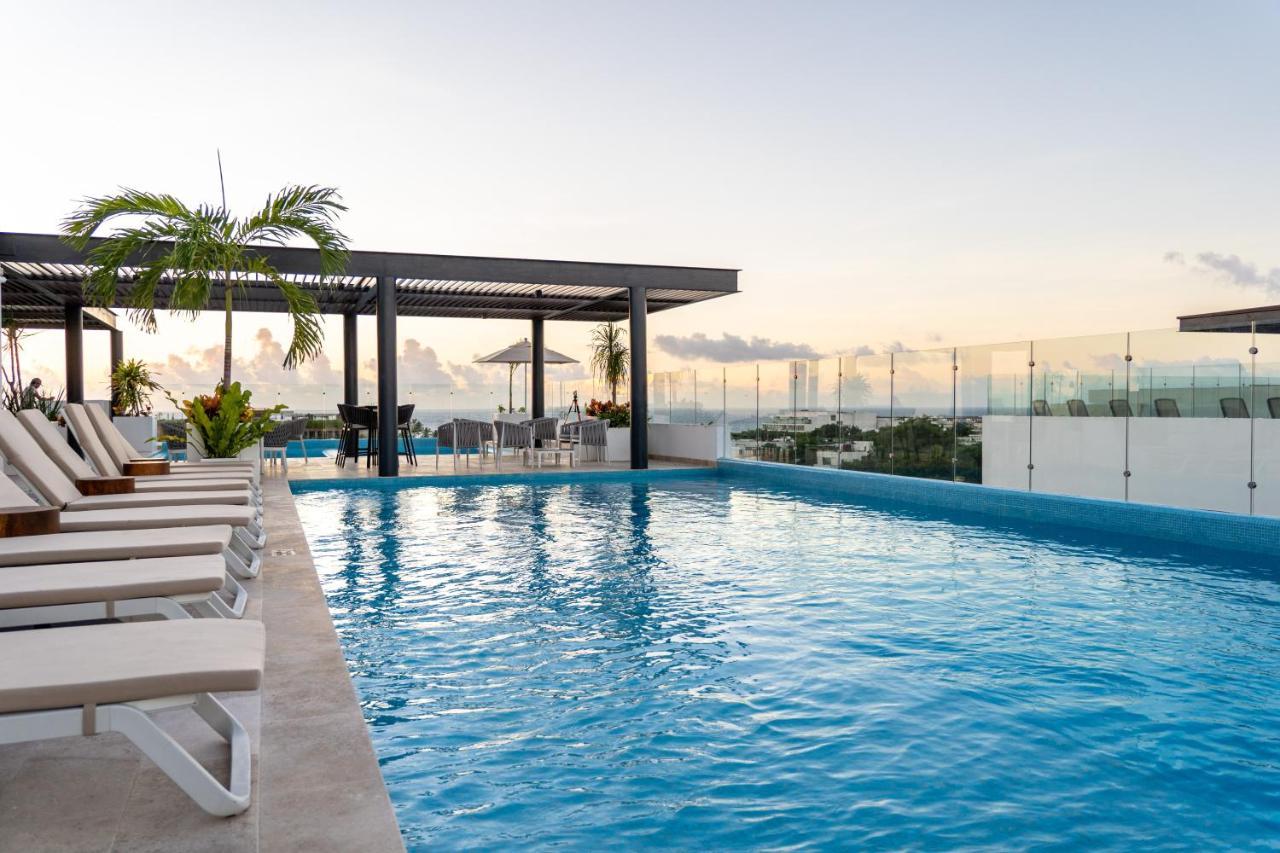 New & Equipped Apartment Steps From The Beach With Pool Jacuzzi By Yeah Playa del Carmen Esterno foto