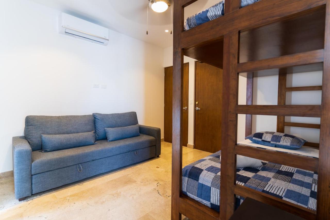 New & Equipped Apartment Steps From The Beach With Pool Jacuzzi By Yeah Playa del Carmen Esterno foto